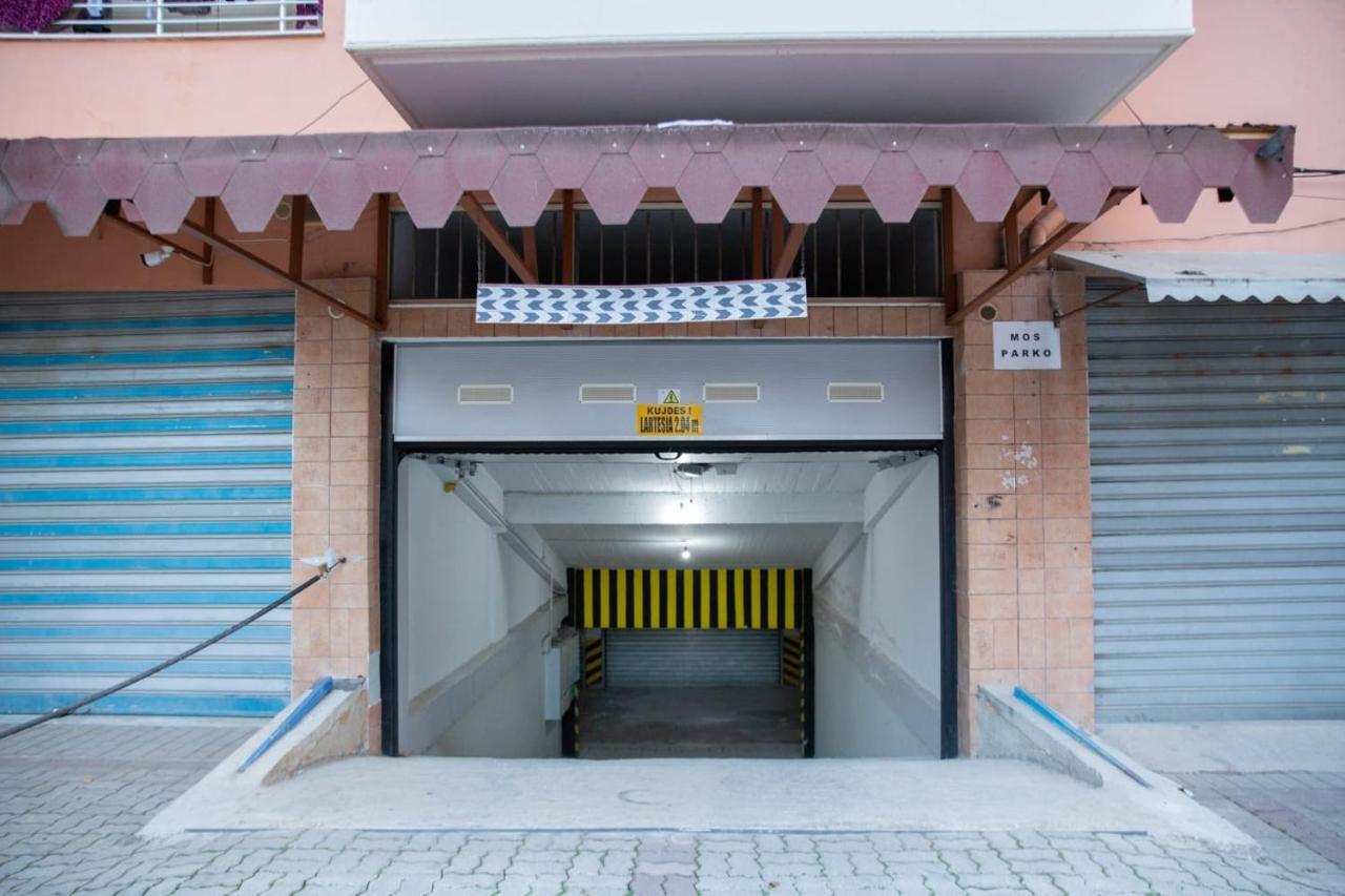 Apartament Lungomare Con Garage Privato Wlora