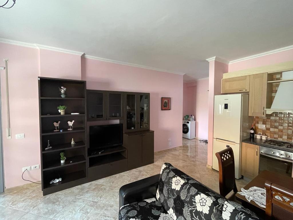 Apartament Lungomare Con Garage Privato Wlora