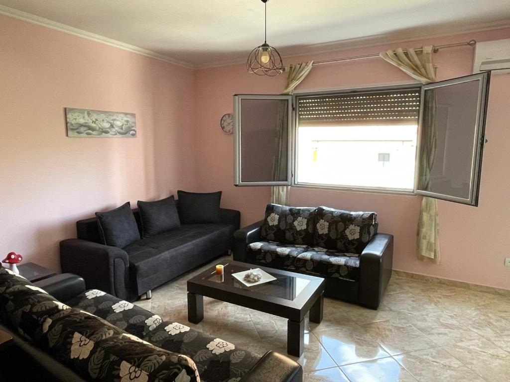 Lungomare Con Garage Privato Apartament Wlora